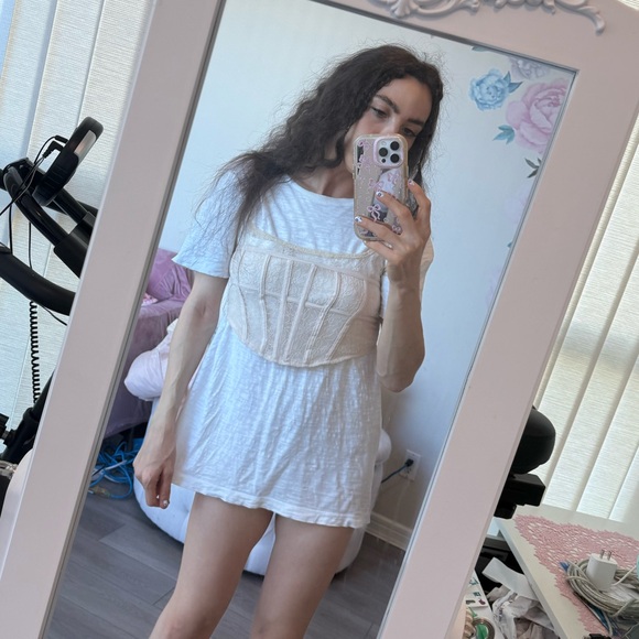 MISGUIDED LACE CORSET IN CREAM - Picture 6 of 8